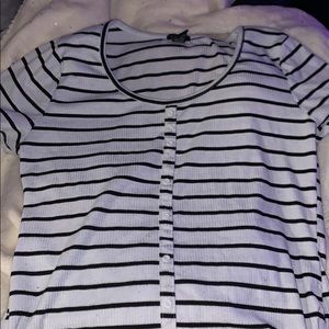 rue 21 short sleeve shirt